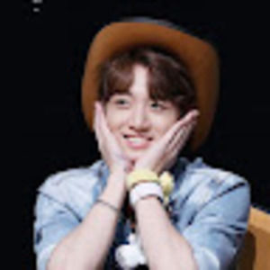 Meet your Posher, Malia